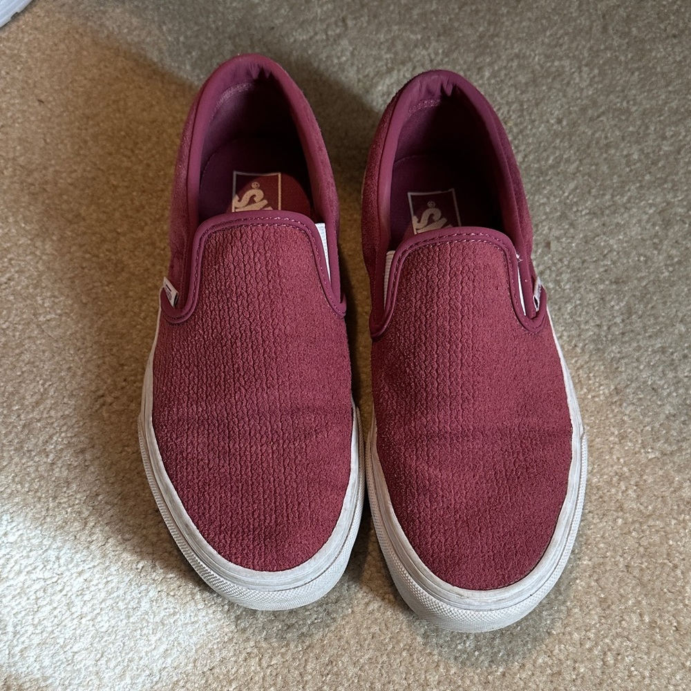 Burgundy/Rose Vansa
